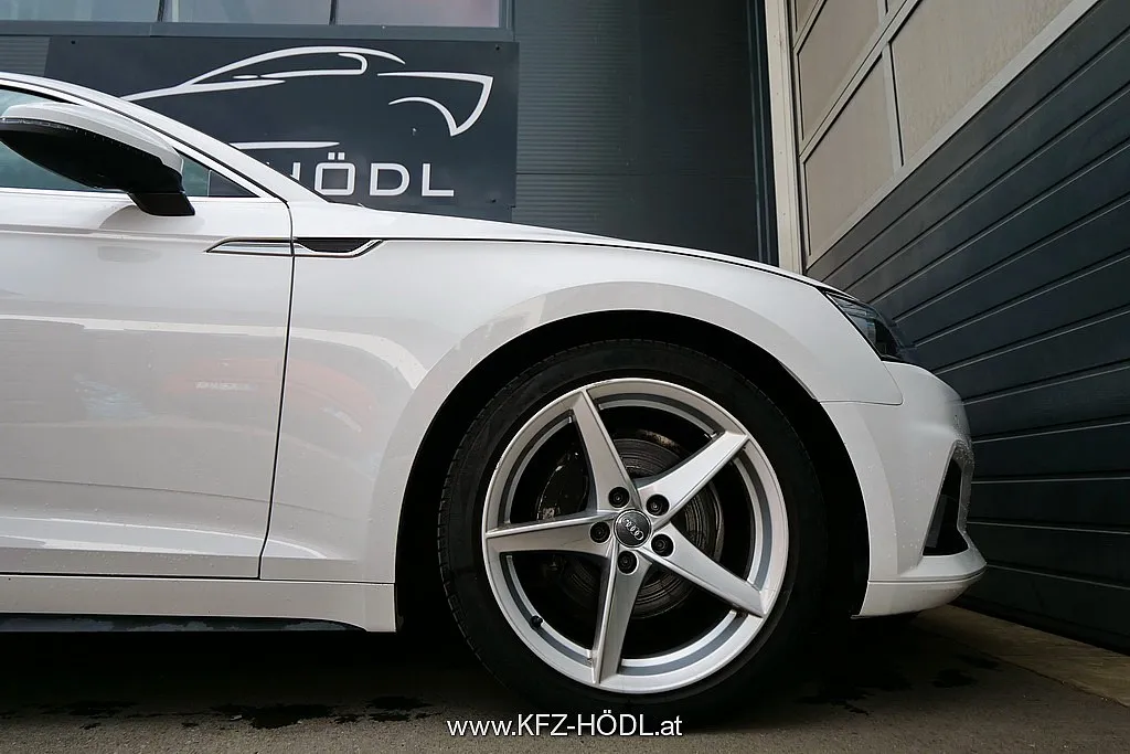 Audi A5 Coupé 2,0 TDI quattro sport Image 7