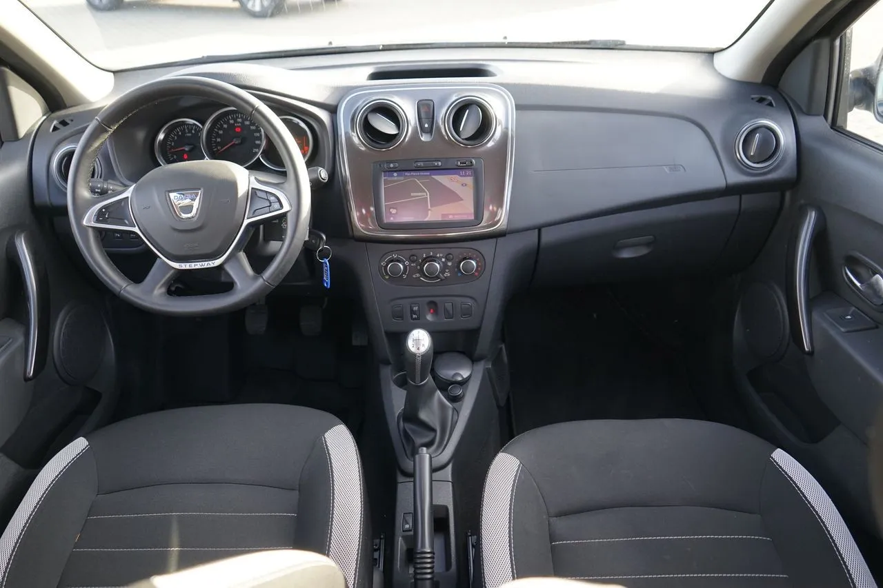 Dacia Sandero TCe 90 Stepway Navi...  Image 6