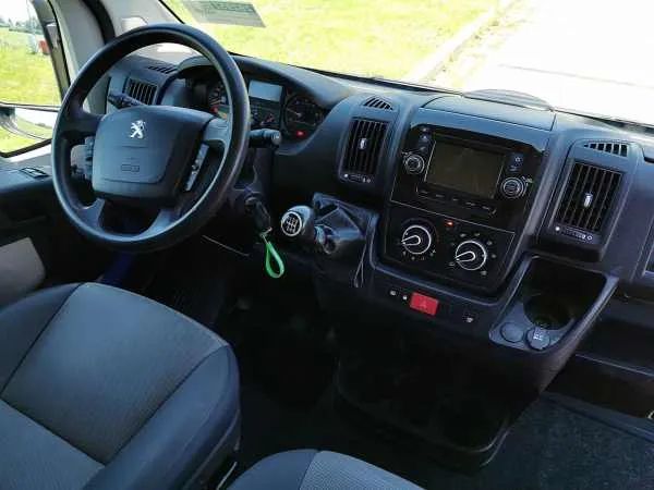 Peugeot Boxer 330 2.2 HDI Image 7